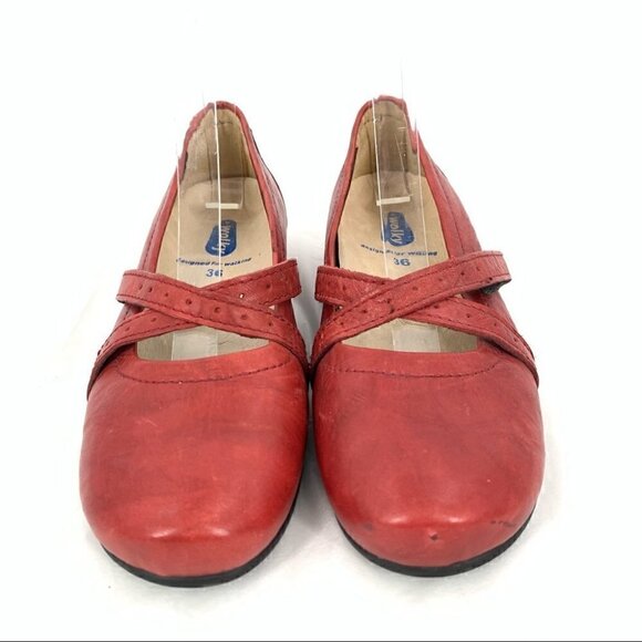 Wolky womens flats size 36 red leather sticky strap maryjanes walking - Picture 3 of 14